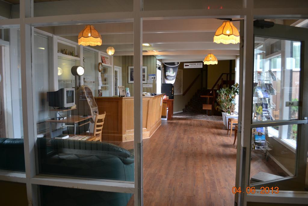 Dalewood Inn พอร์ทแมคนีล ภายนอก รูปภาพ